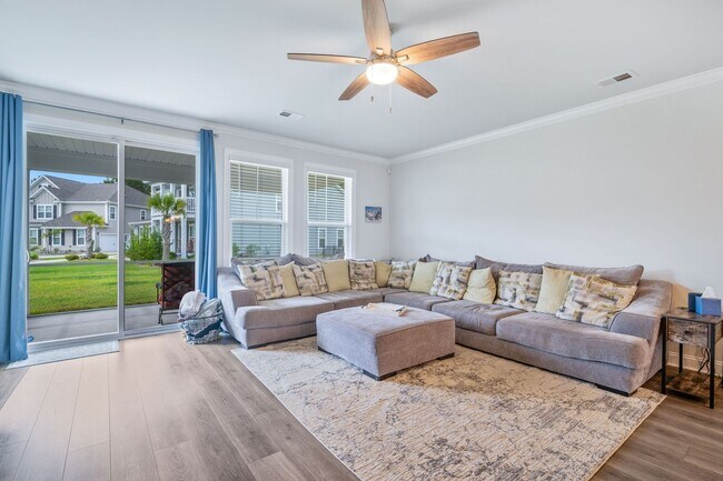 Building Photo - 1339 Bermuda Grass Dr