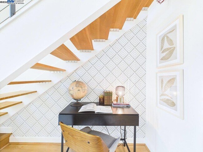 Building Photo - 485 W MacArthur Blvd