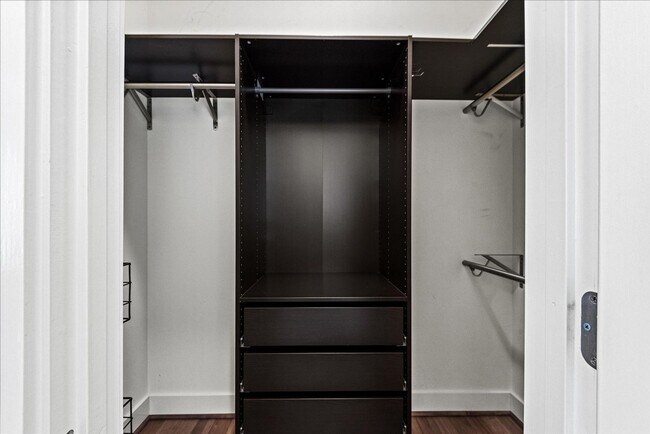 Building Photo - 2 Bedroom 3 Bath is Stafford, VA