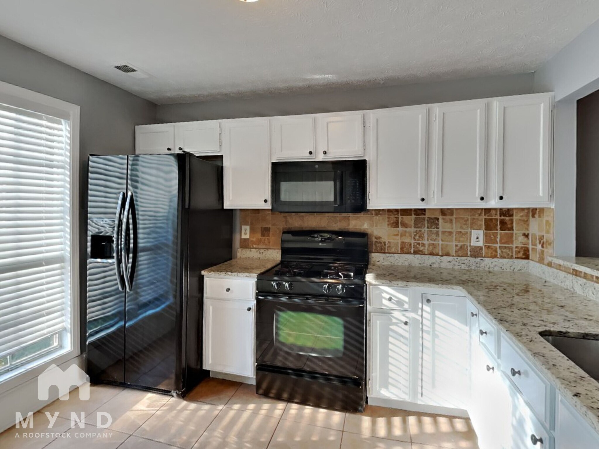 Building Photo - 3588 Kennesaw Station Dr