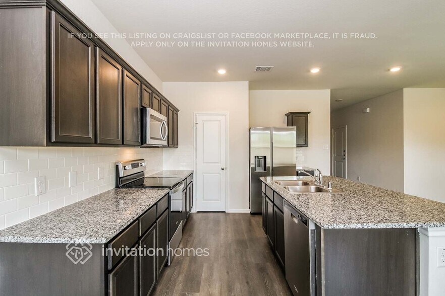 Building Photo - 3124 Glazner Dr