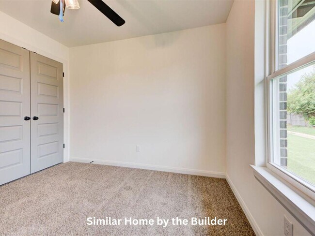 Building Photo - Move-In Ready! 4-Bed Home in Mustang