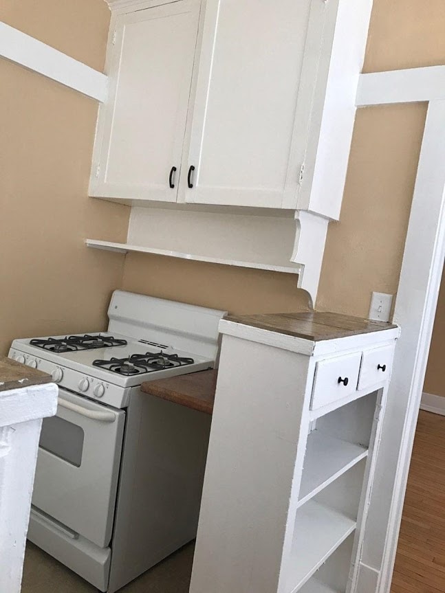 Building Photo - 1560 5th Ave SE