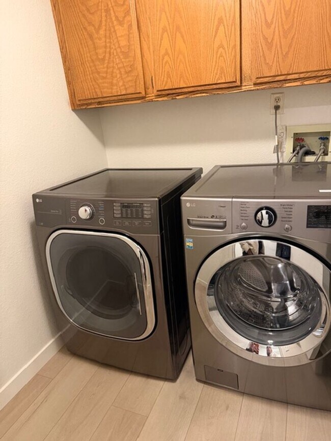 Building Photo - Home for Rent in West Sacramento – Southport Area