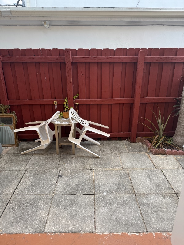 Building Photo - 5410 NE 22nd Terrace