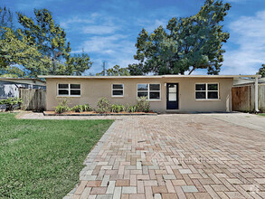 Building Photo - 4915 Eldorado Dr