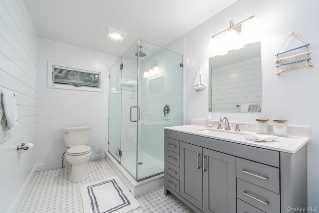 Building Photo - 410 Cedar Dr