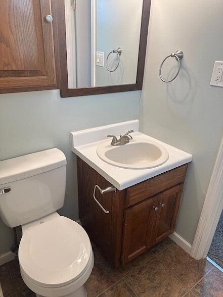 Building Photo - 4040 John Ct NW