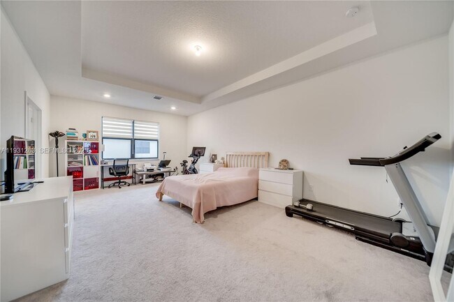 Building Photo - 4416 SW 174th Ave