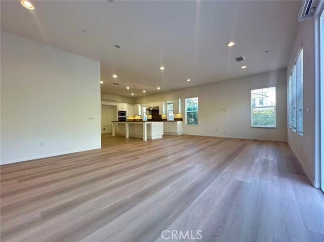 Building Photo - 803 E Manresa Dr