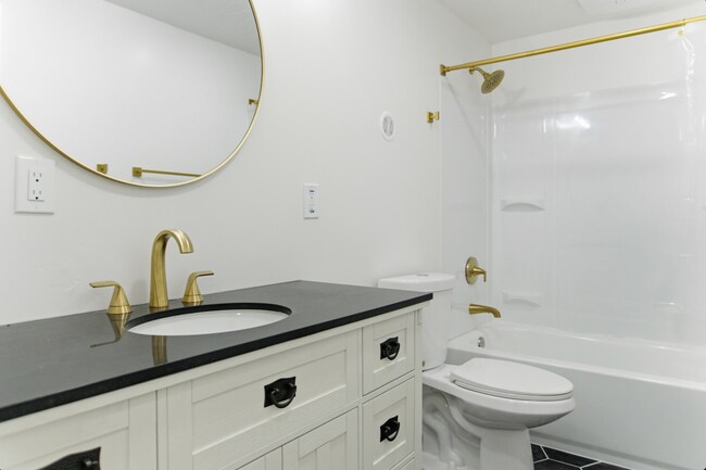 Building Photo - 4634 E Silver Moon Dr