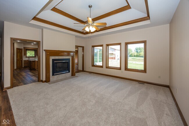 Building Photo - 256 W Brookville Rd