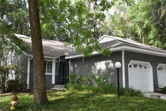 Building Photo - 4941 SW 10th Ln