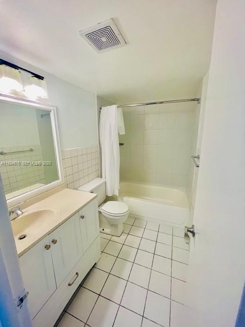 Building Photo - 3672 SW 59th Ave