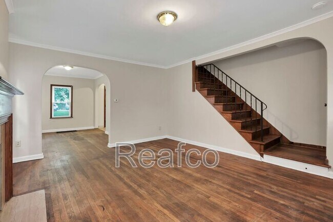 Building Photo - 53 S Burgess Ave
