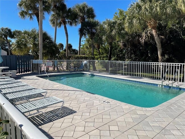 Building Photo - 7294 Cloister Dr