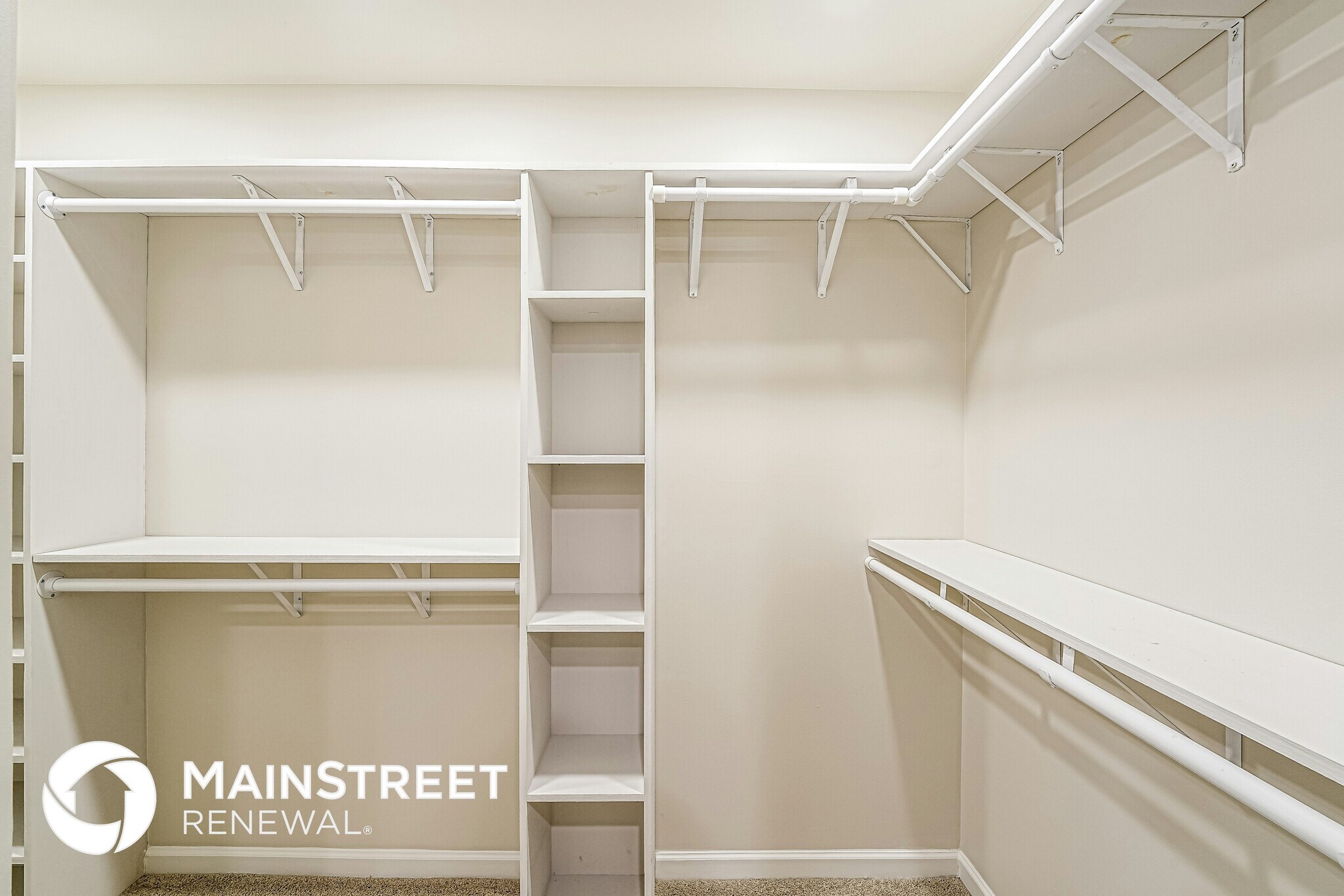 Building Photo - 832 Lora Ln