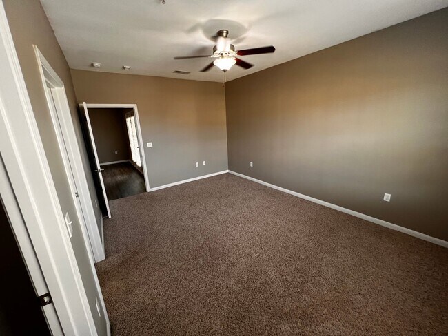 Building Photo - 1031 FM2931
