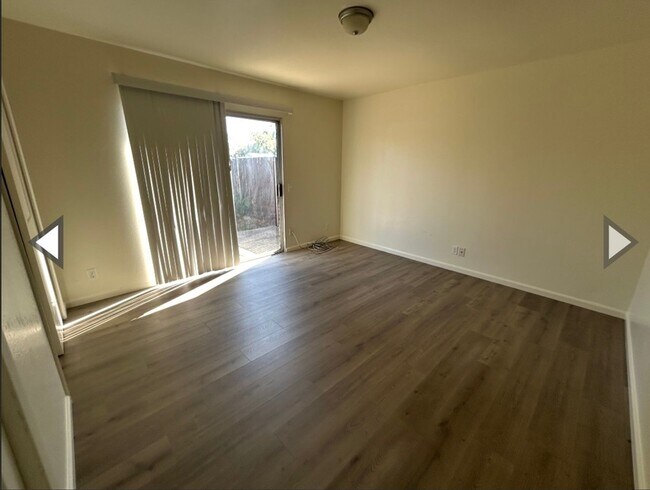 Building Photo - 1110 W Chestnut St