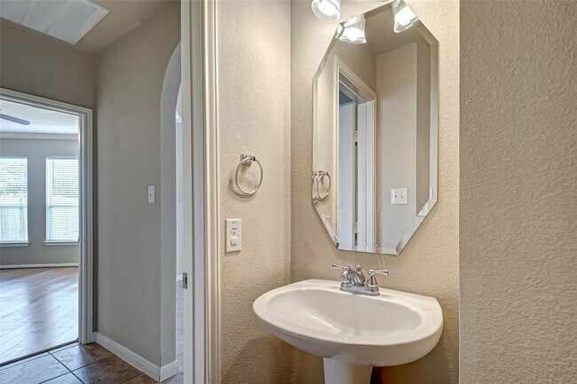 Building Photo - 4602 Butler Springs Ln