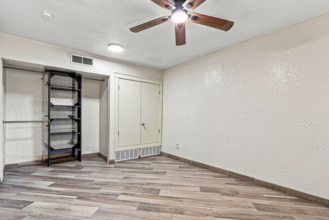 Building Photo - 3701 Hueco Ave