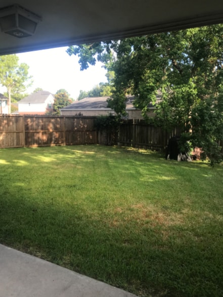 Building Photo - 14710 Preston Park Dr