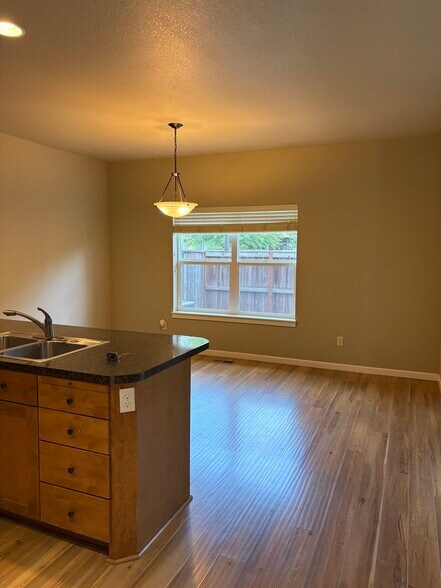 Dining area - 1916 NW Kale Way