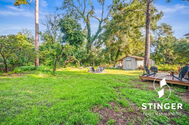 Building Photo - 907 Belleview Cir W