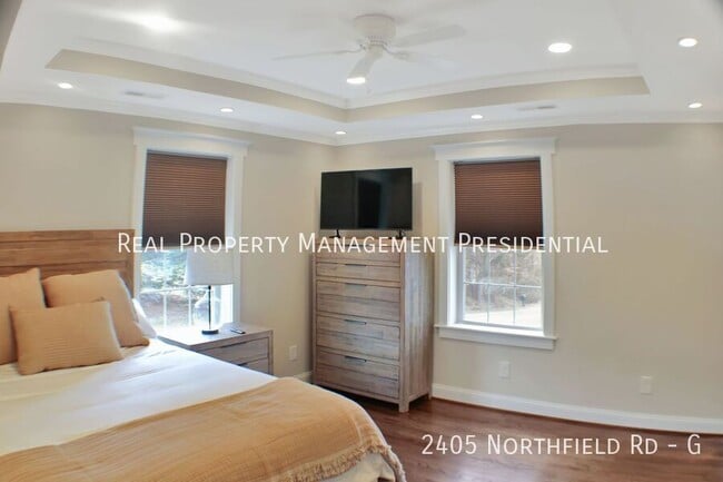 Building Photo - 2405 Northfield Rd