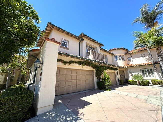 Primary Photo - Beautiful 3Bd/2.5Ba Spacious Home in Tustin!