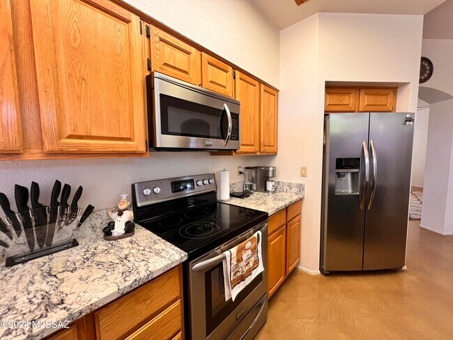 Building Photo - 14248 N Cirrus Hill Dr