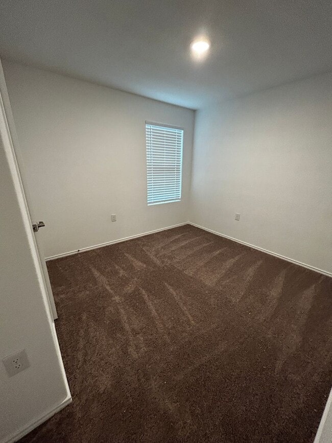 Building Photo - Texas A&M- New Home in Vida Subdivision /S...