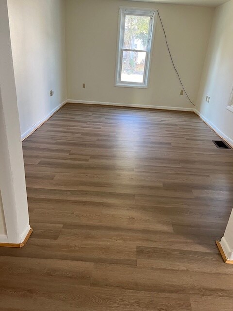 Building Photo - 128 N Montour St