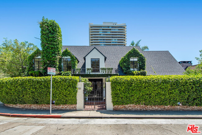 Primary Photo - 1151 Sunset Vale Ave.
