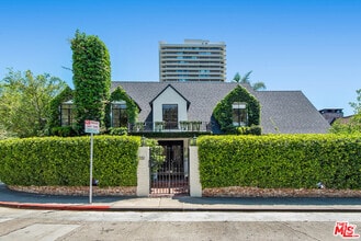 Building Photo - 1151 Sunset Vale Ave.
