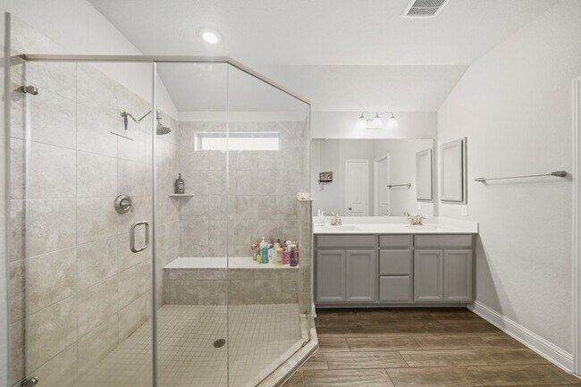 Building Photo - 5338 Regal Gem Ln