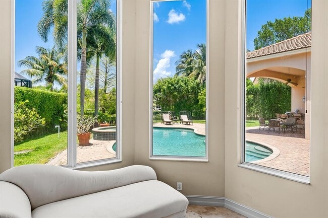 Building Photo - 3201 E Stonebrook Cir