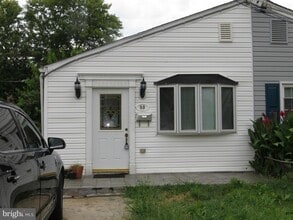 Building Photo - 50 E Reed Ave