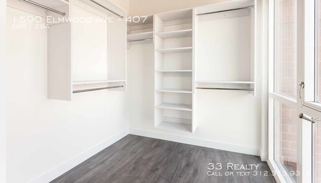 Building Photo - Centrum Evanston - Luxury 2 Bedroom 2 Bath