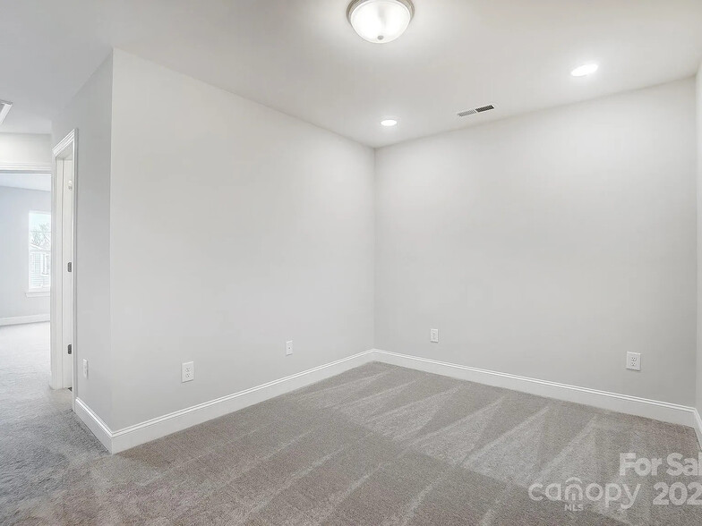 Building Photo - 4153 Black Ct