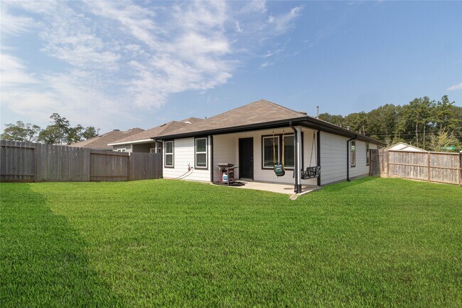 Building Photo - 14105 Upper Gardenia Ln
