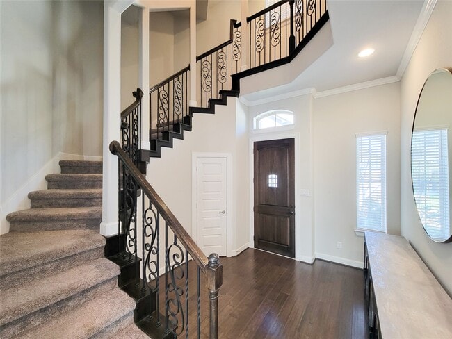 Building Photo - 935 W Lacey Garden Loop