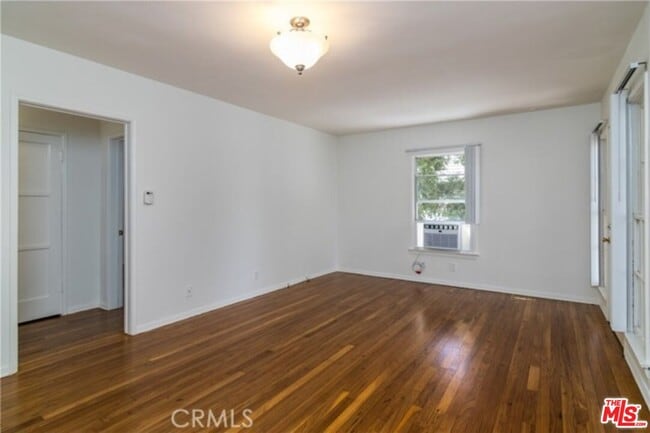 Building Photo - 2334 Keeler St