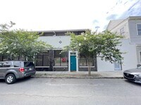 Building Photo - 2 BED | 2.5 BATH | LIVE/WORK SPACE |  DIXO...
