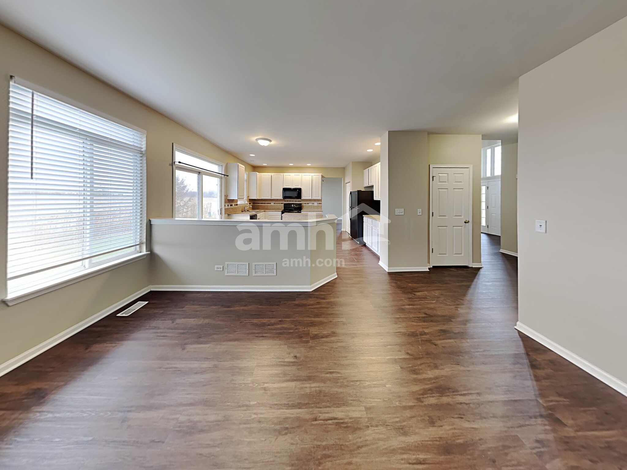 Building Photo - 16640 Borio Dr