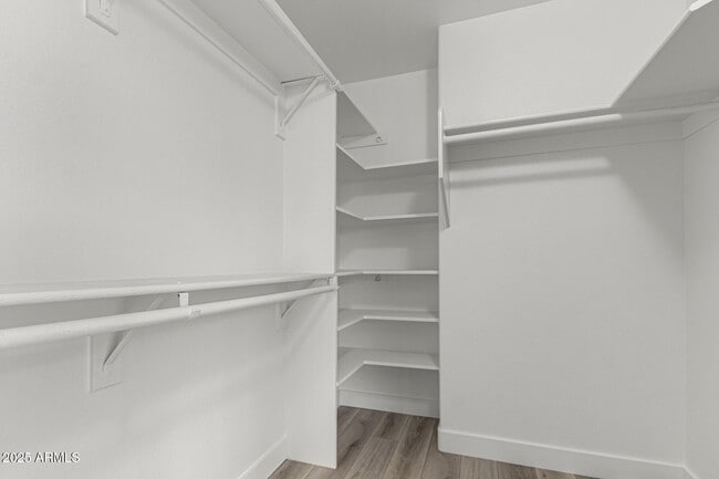 Building Photo - 2319 E San Tan Dr