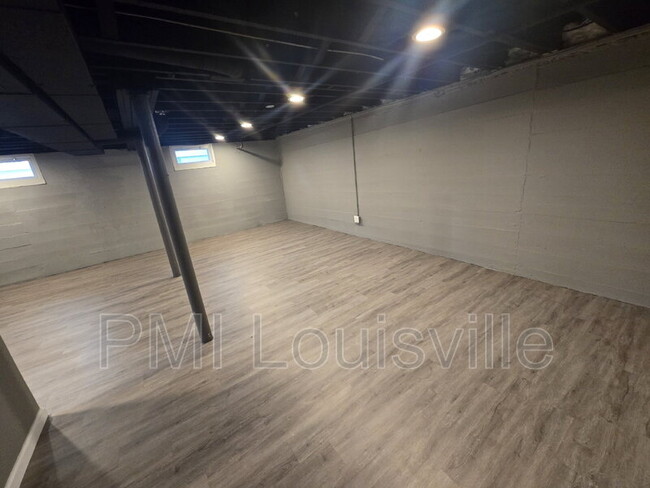 Building Photo - 4224 Briarwood Rd
