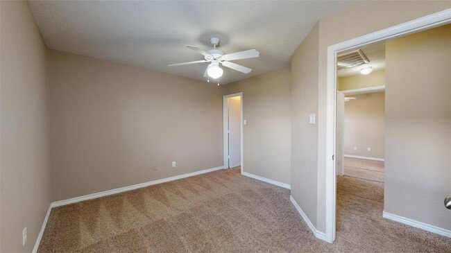 Building Photo - 4023 Southern Trace Dr