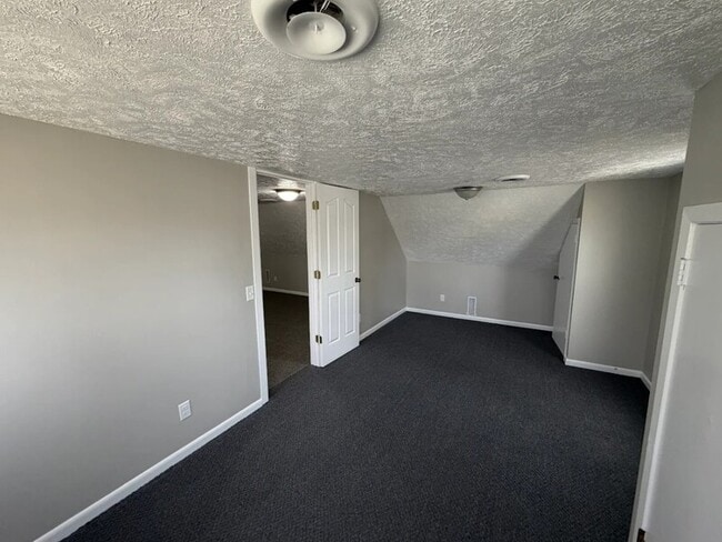 Building Photo - 3251 Orchard St