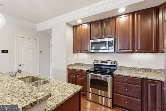 Building Photo - 3624 Spring Hollow Ln